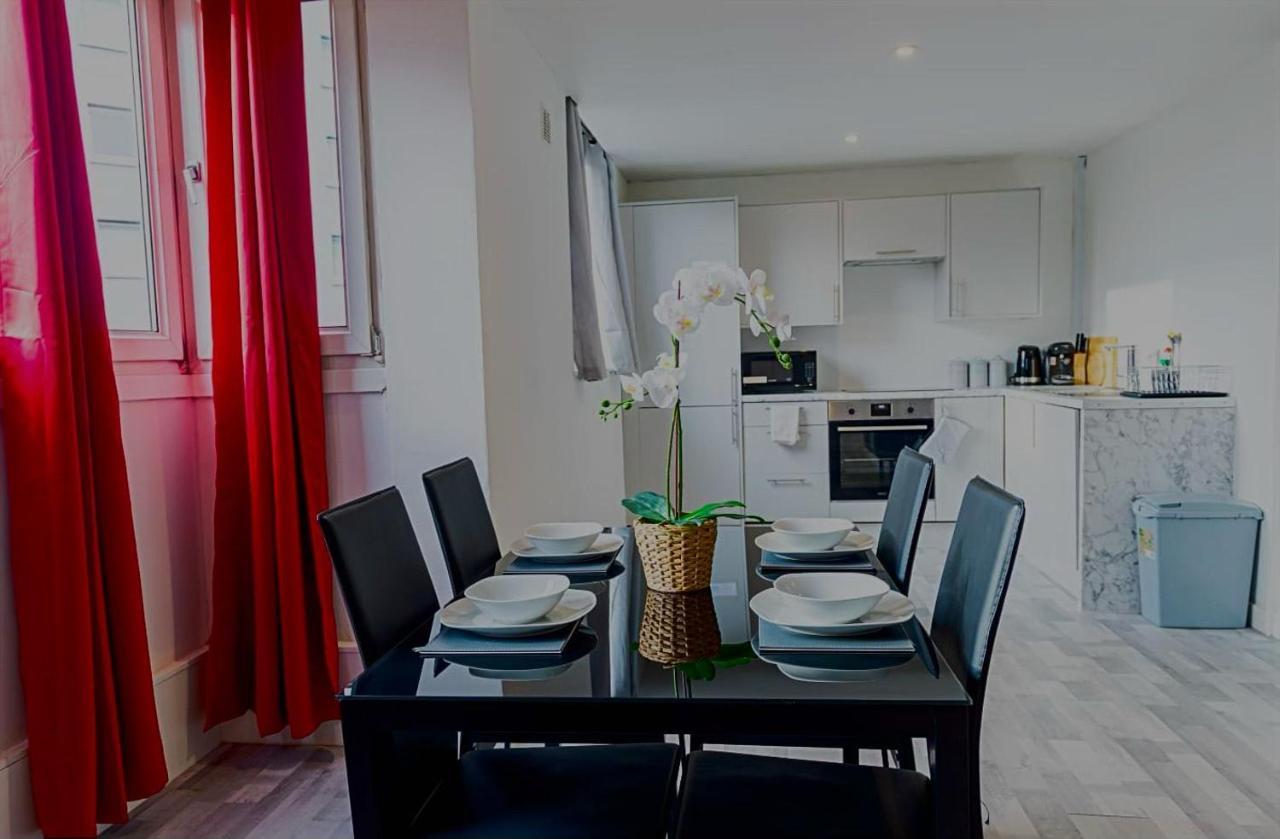 Apartmán 2 Bed With Free Parking Londýn Exteriér fotografie